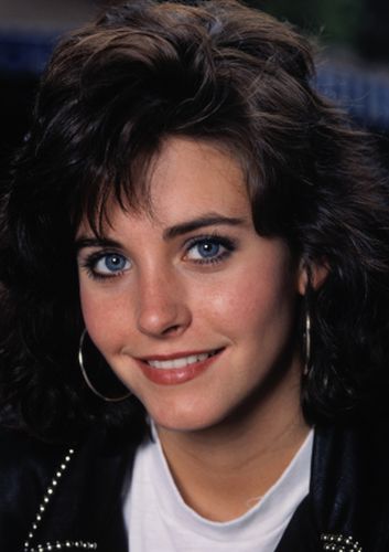 Courteney Cox Young Before Surgery Disaster