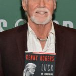 Kenny Rogers After Plastic Surgery 150x150