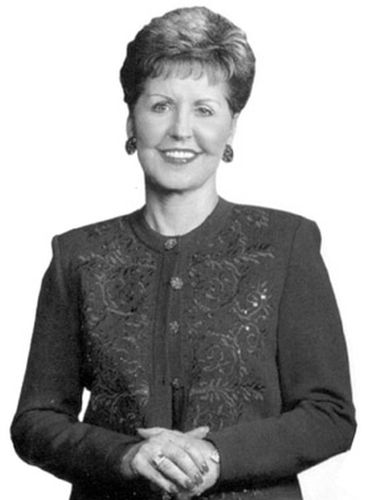 Joyce Meyer Plastic Surgery: A Huge Flop. 