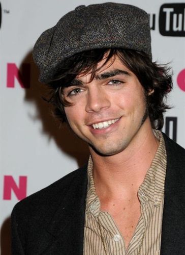 Reid Ewing Before Cosmetic Surgery