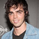 Reid Ewing Sexy 150x150