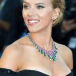 Scarlett Johansson Before Boob Job 150x150