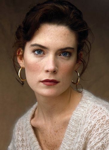 Lara Flynn Boyle Before Cosmetic Surgery