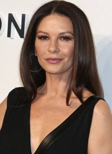 Catherine Zeta Jones After Cosmetic Surgery