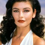 Catherine Zeta Jones Before Cosmetic Surgery 150x150
